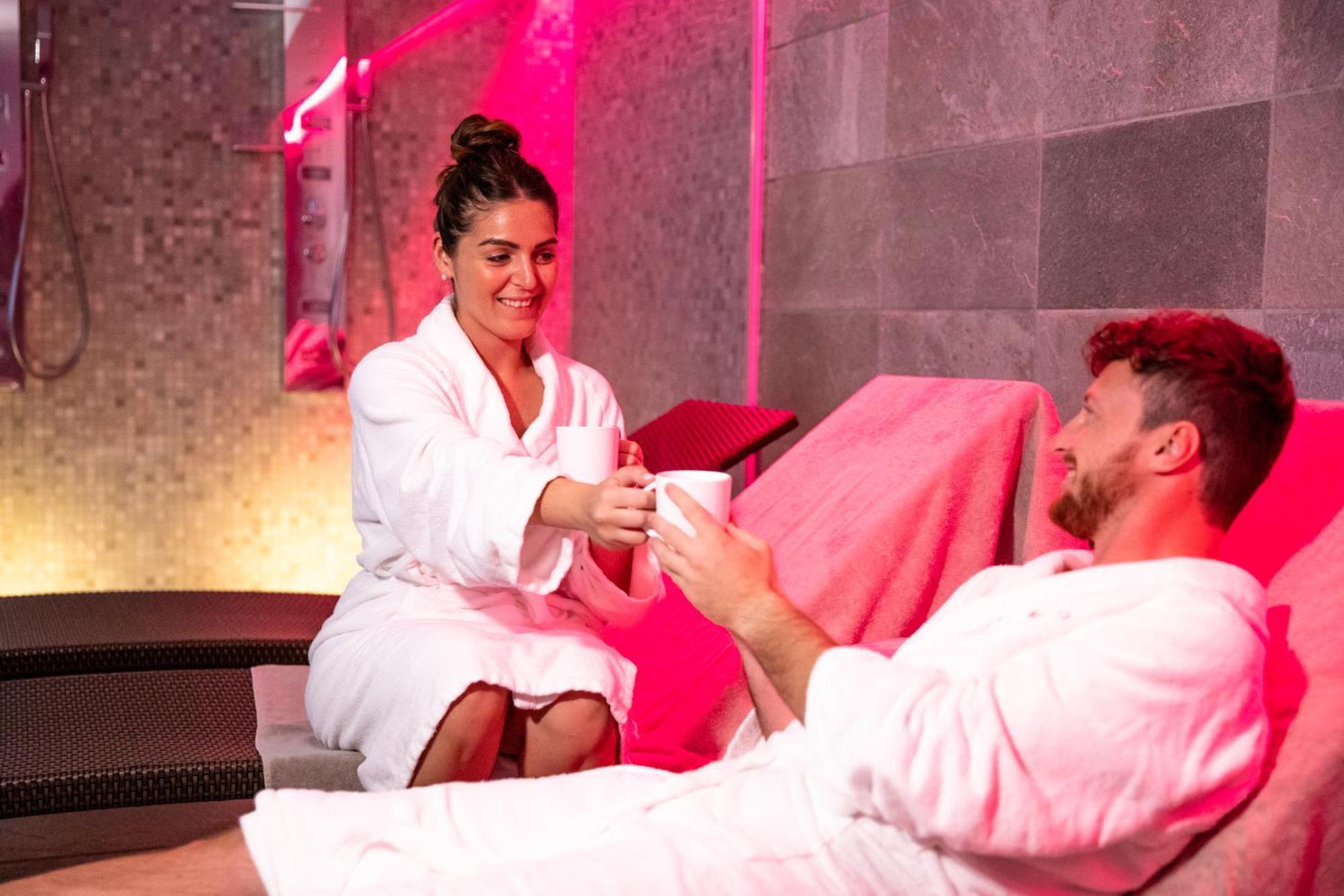 Wine Hotel Retici Balzi Poggiridenti エクステリア 写真